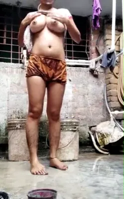 MasalaSeen Delhi Desi Young Girl Nude Bath Viral MMS Clip Porn Video