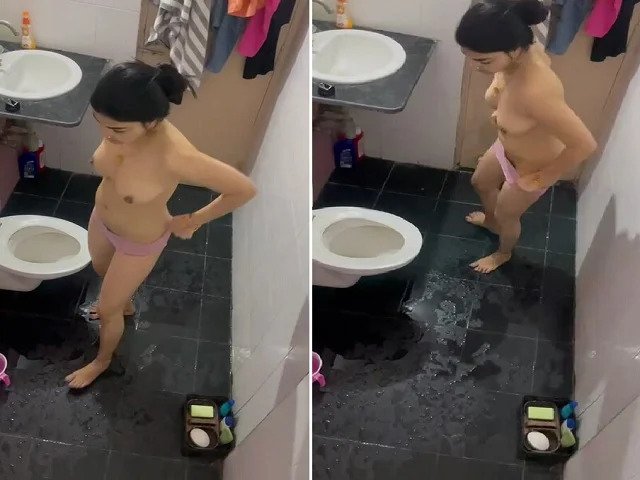 Free Desi viral mms clip Brother record 18 year beautiful sister nude in bathroom