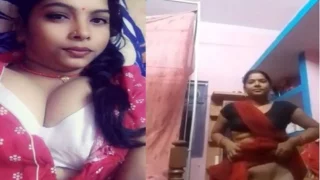 Xvideos mms Desi Bihari Village Bhabhi Lifting Saree Showing Nude pussy to lover on video call