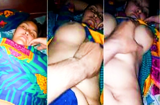 Hubmasa Net Pakistani mother let her son press her big boobs while sleeping