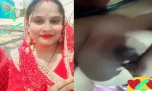 FSI Blog Horny wife cheating on husband and sex affair with lover
