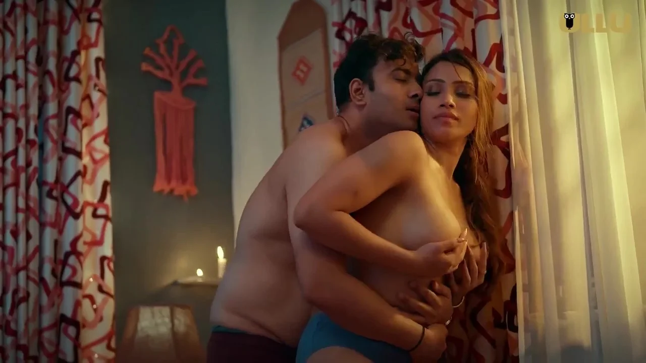 Aadhi Gharwali 2025 Ullu Hindi Porn Web Series EP5