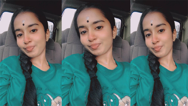 xhamster19 Indian MMS Porn Videos Virgin Horny Slim College Girl Bj Fucking Video